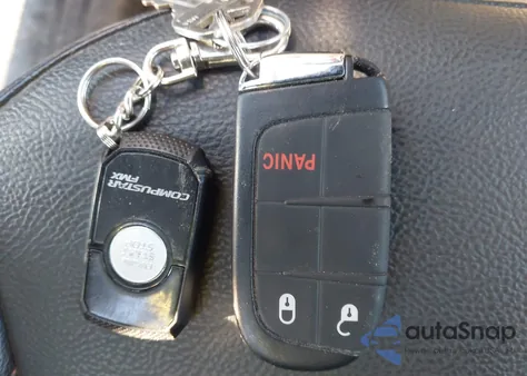 2021 Jeep Compass Trailhawk 4X4 из США, поврежденный, VIN 3C4NJDDB0MT551169